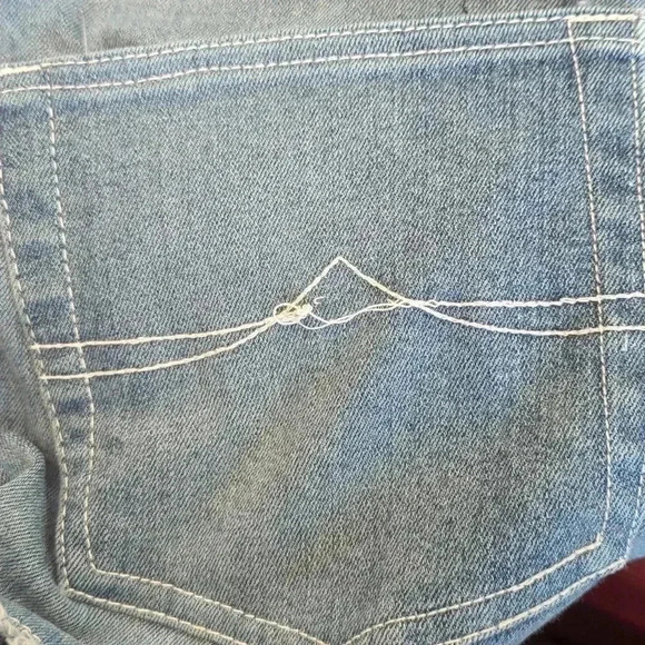 Jeans - Picture 14 of 15